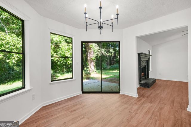 3909 S Creek Court, Stone Mountain, GA 30083