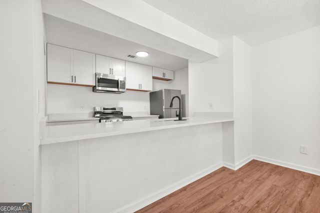 3909 S Creek Court, Stone Mountain, GA 30083