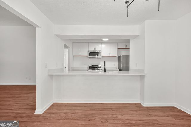 3909 S Creek Court, Stone Mountain, GA 30083