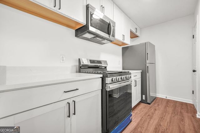 3909 S Creek Court, Stone Mountain, GA 30083