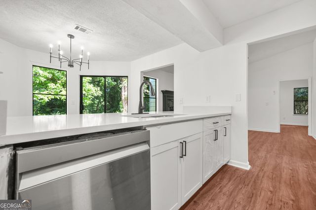 3909 S Creek Court, Stone Mountain, GA 30083