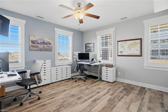 4158 E Beach DR, Norfolk, VA 23518