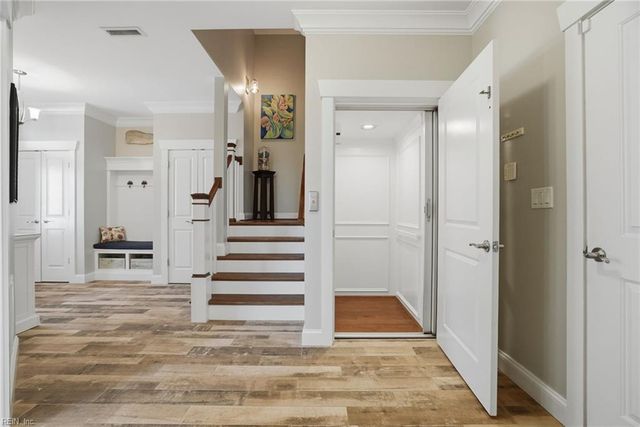 4158 E Beach DR, Norfolk, VA 23518