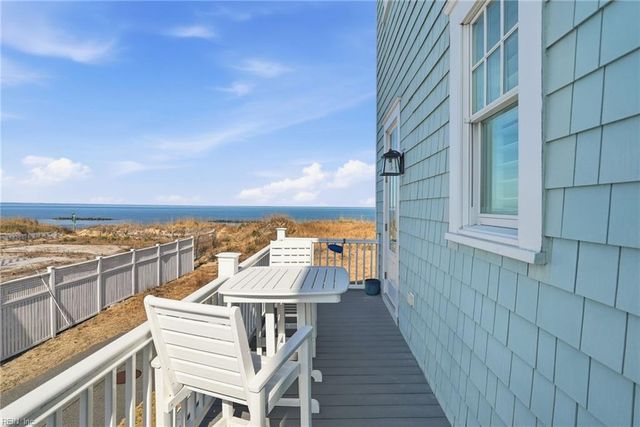 4158 E Beach DR, Norfolk, VA 23518