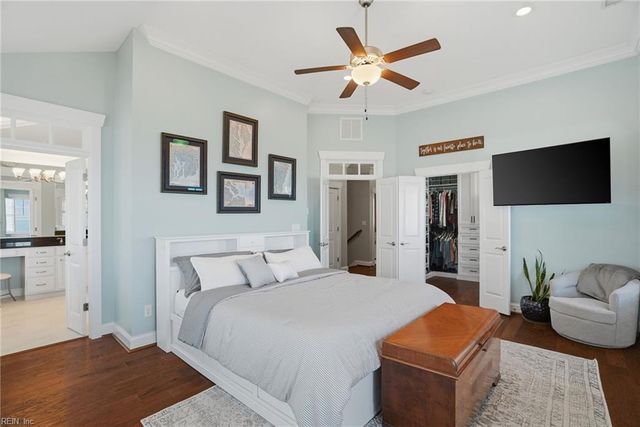 4158 E Beach DR, Norfolk, VA 23518