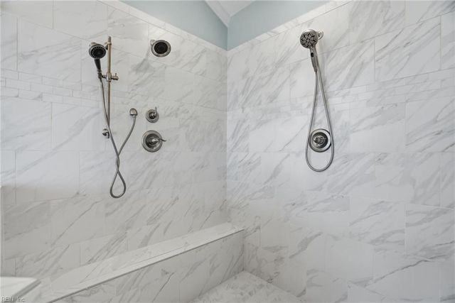 4158 E Beach DR, Norfolk, VA 23518