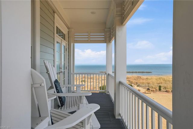 4158 E Beach DR, Norfolk, VA 23518