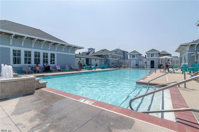 4158 E Beach DR, Norfolk, VA 23518