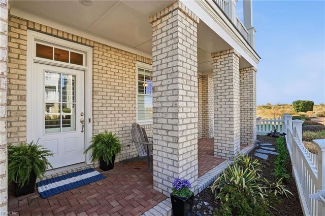 4158 E Beach DR, Norfolk, VA 23518