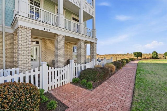 4158 E Beach DR, Norfolk, VA 23518