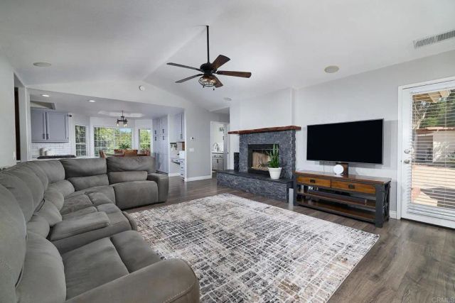 1989 Rockhoff Road, Escondido, CA 92026