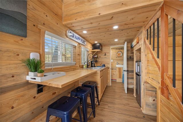 931 Sycamore Creek Drive DR, Dripping Springs, TX 78620