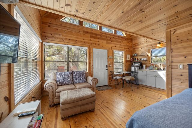 931 Sycamore Creek Drive DR, Dripping Springs, TX 78620