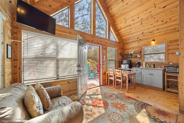 931 Sycamore Creek Drive DR, Dripping Springs, TX 78620