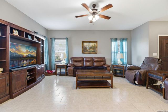 1192 Desiree, Canyon Lake, TX 78133