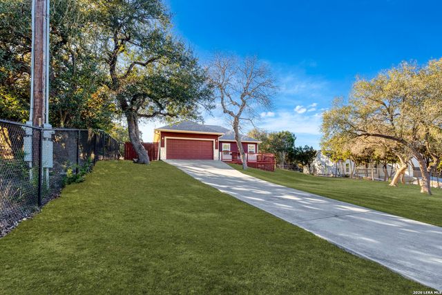 1192 Desiree, Canyon Lake, TX 78133