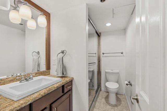 3525 Sage Road 1204, Houston, TX 77056