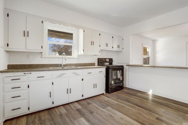 2709 Oakley Street, Evansville, IN 47710