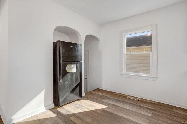 2709 Oakley Street, Evansville, IN 47710