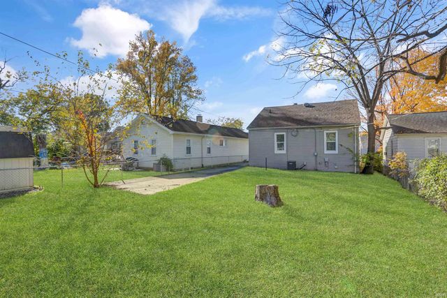 2709 Oakley Street, Evansville, IN 47710