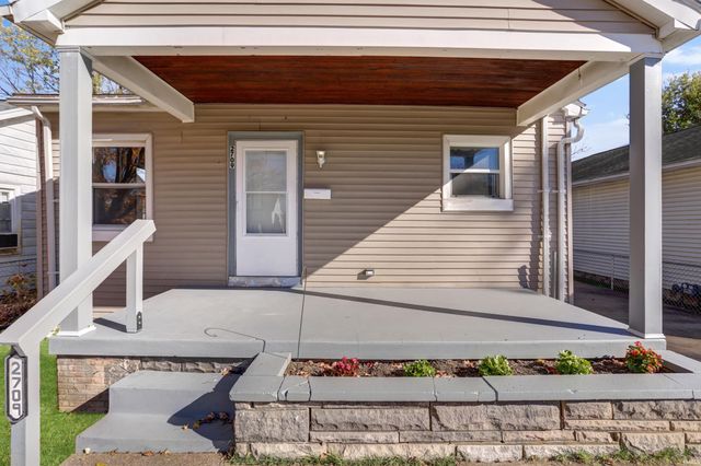 2709 Oakley Street, Evansville, IN 47710