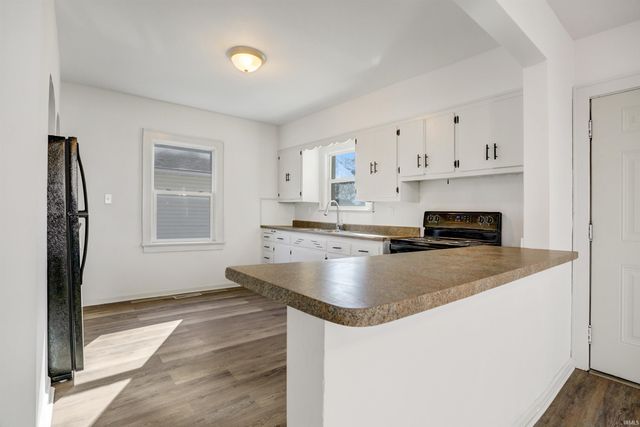 2709 Oakley Street, Evansville, IN 47710