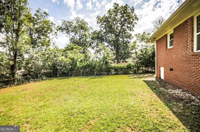 1339 Holcomb Avenue, East Point, GA 30344
