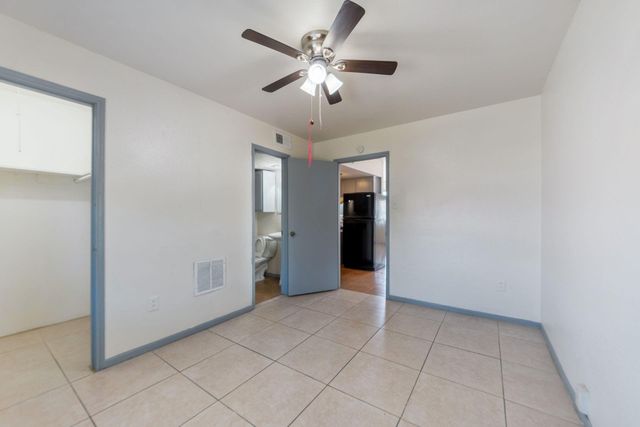 1800 N Wayside Street 13, Houston, TX 77020
