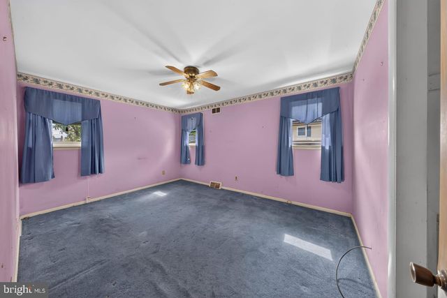 500 WYOMING AVE, Wilmington, DE 19809