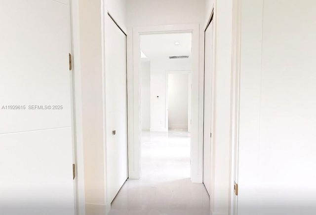 3802 30th AVE SE, Naples, FL 34117