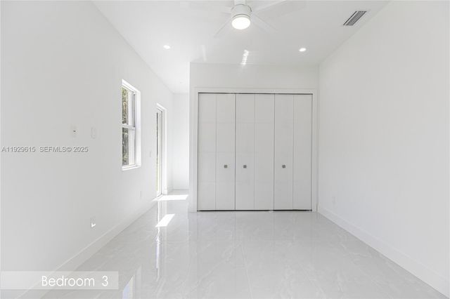 3802 30th AVE SE, Naples, FL 34117