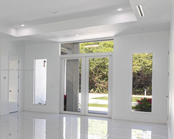 3802 30th AVE SE, Naples, FL 34117