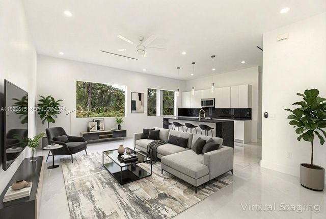 3802 30th AVE SE, Naples, FL 34117