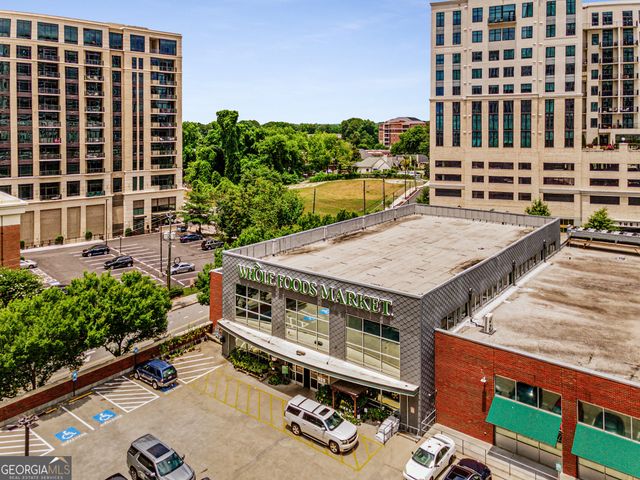 3513 Kingsboro Road, Atlanta, GA 30326