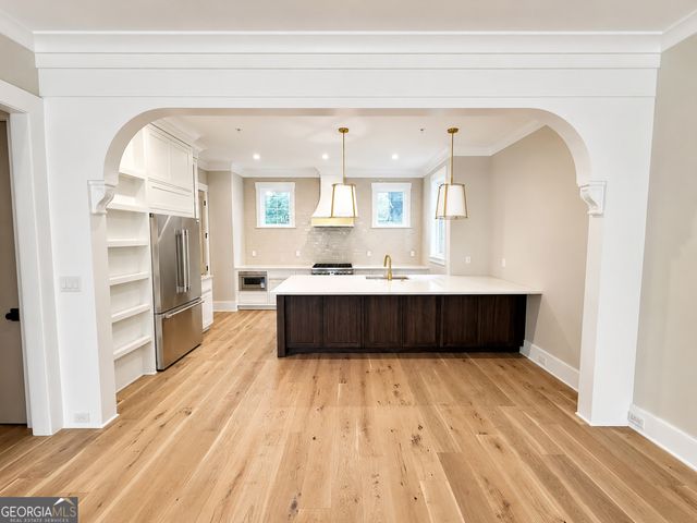 3513 Kingsboro Road, Atlanta, GA 30326