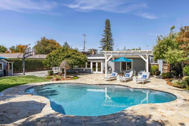 1410 Floyd Avenue, Sunnyvale, CA 94087