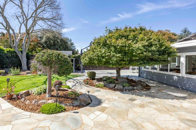 1410 Floyd Avenue, Sunnyvale, CA 94087