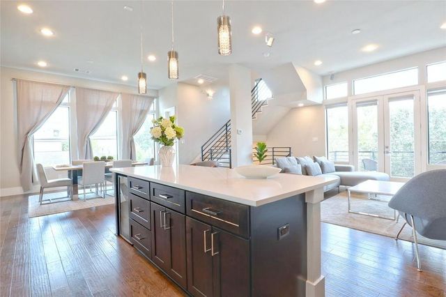 2123 Arabelle Street, Houston, TX 77007