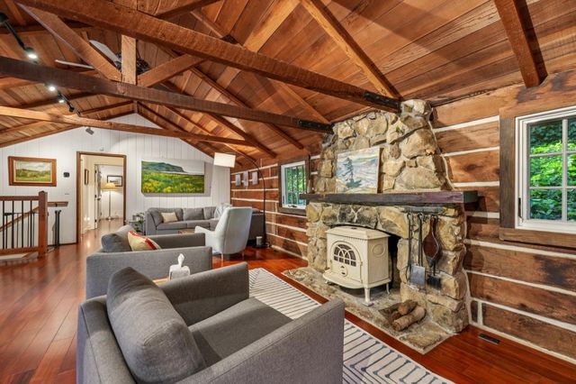 252 Blakewood Way, Redwood City, CA 94062