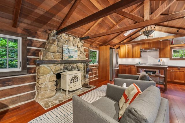 252 Blakewood Way, Redwood City, CA 94062