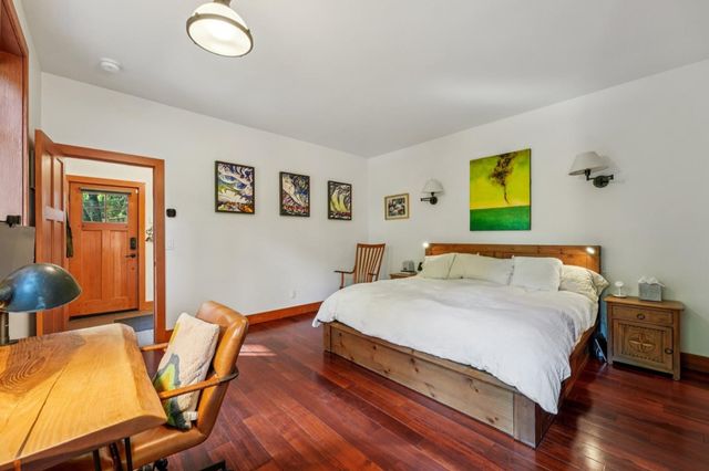 252 Blakewood Way, Redwood City, CA 94062