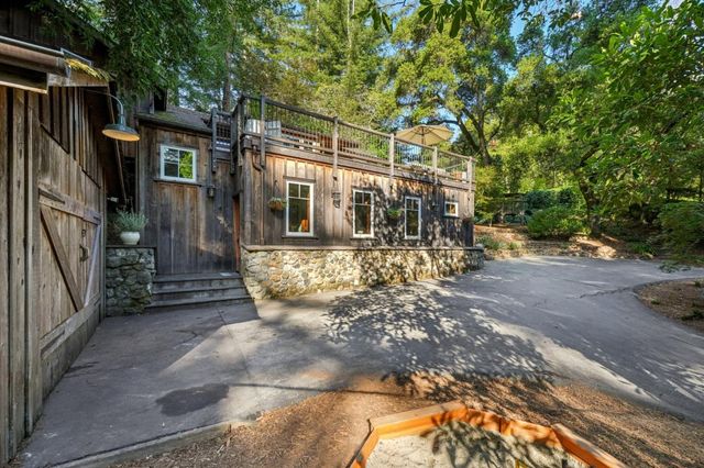 252 Blakewood Way, Redwood City, CA 94062