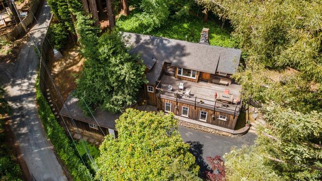 252 Blakewood Way, Redwood City, CA 94062