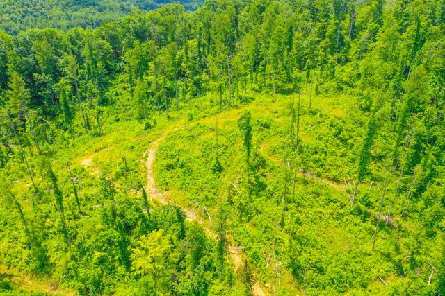 111 Gum Branch Road Gum Branch Road, Manchester, KY 40962