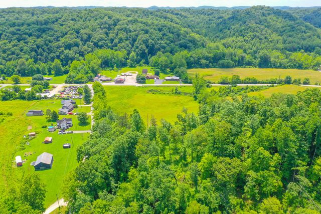 111 Gum Branch Road Gum Branch Road, Manchester, KY 40962