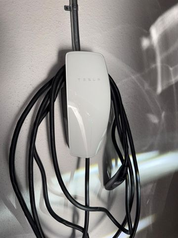 111 Burrill Dr, Folsom, CA 95630