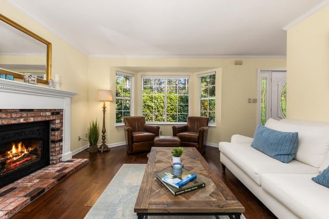 12101 Banner Lava Cap Rd, Nevada City, CA 95959