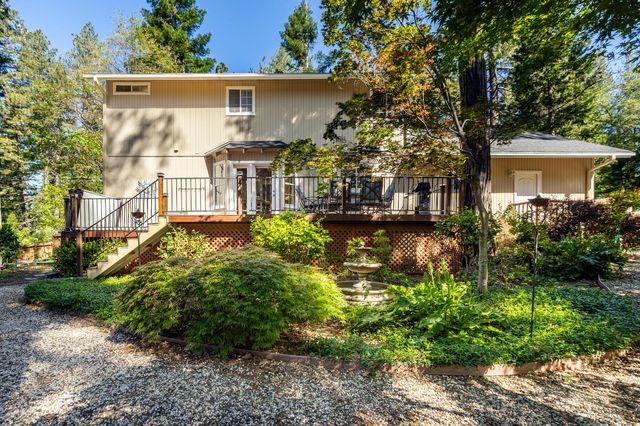12101 Banner Lava Cap Rd, Nevada City, CA 95959