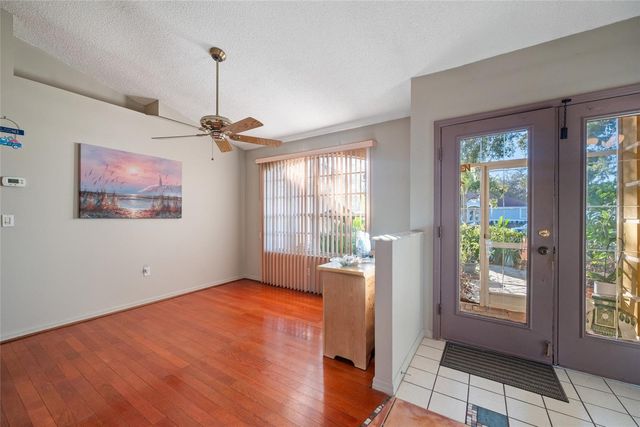 6041 CANOPY OAKS CIRCLE, New Port Richey, FL 34653