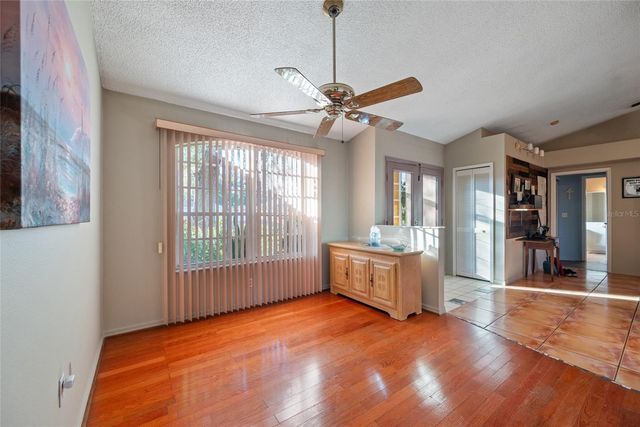 6041 CANOPY OAKS CIRCLE, New Port Richey, FL 34653